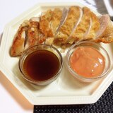 鶏胸肉のグリル焼き美味しいソース2種類で…